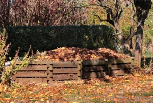 compost, somposteren, composthoop, messtof, tuin, tuinieren