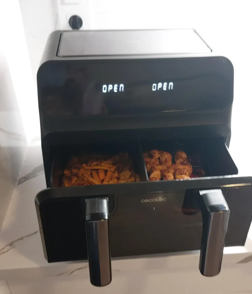 Zo hou je je airfryer proper en geurvrij: Veel mensen vergeten dit onderdeel